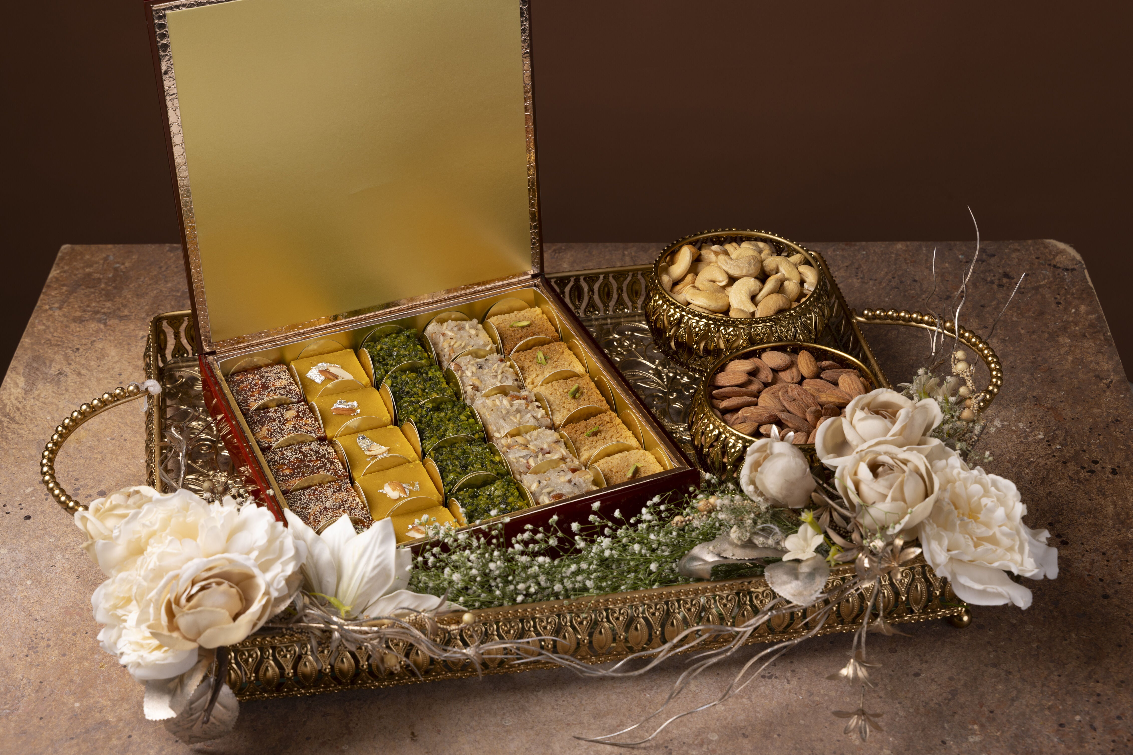 Golden Glow Signature Tray